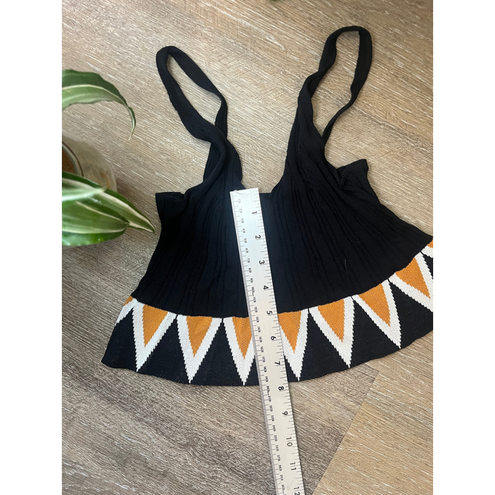 Women's CIDER Black Orange White Geometric Crop Top XL - Picture 2 of 4